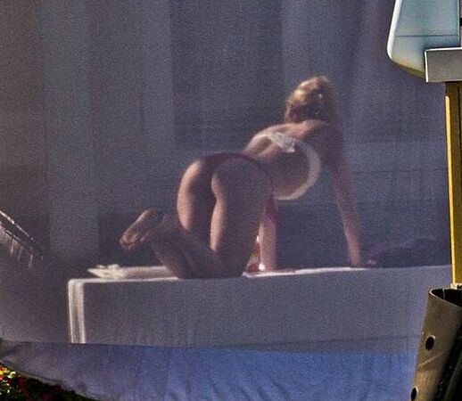 Shakira sexy