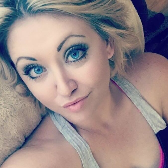 UK bubbly bbw Jo the school teacher