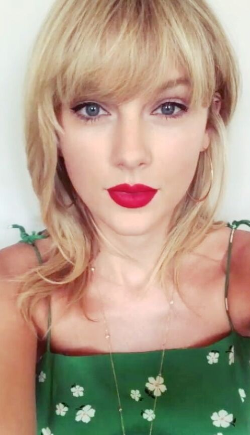 Taylor Swift - her perfect mouth