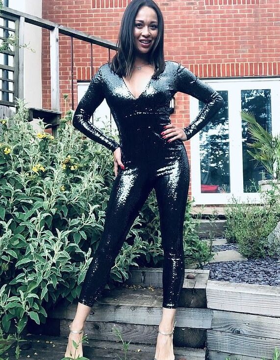 LATEX OR LEATHER ?