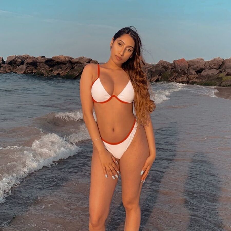 what would you do to this thick curvy asian? leave comments