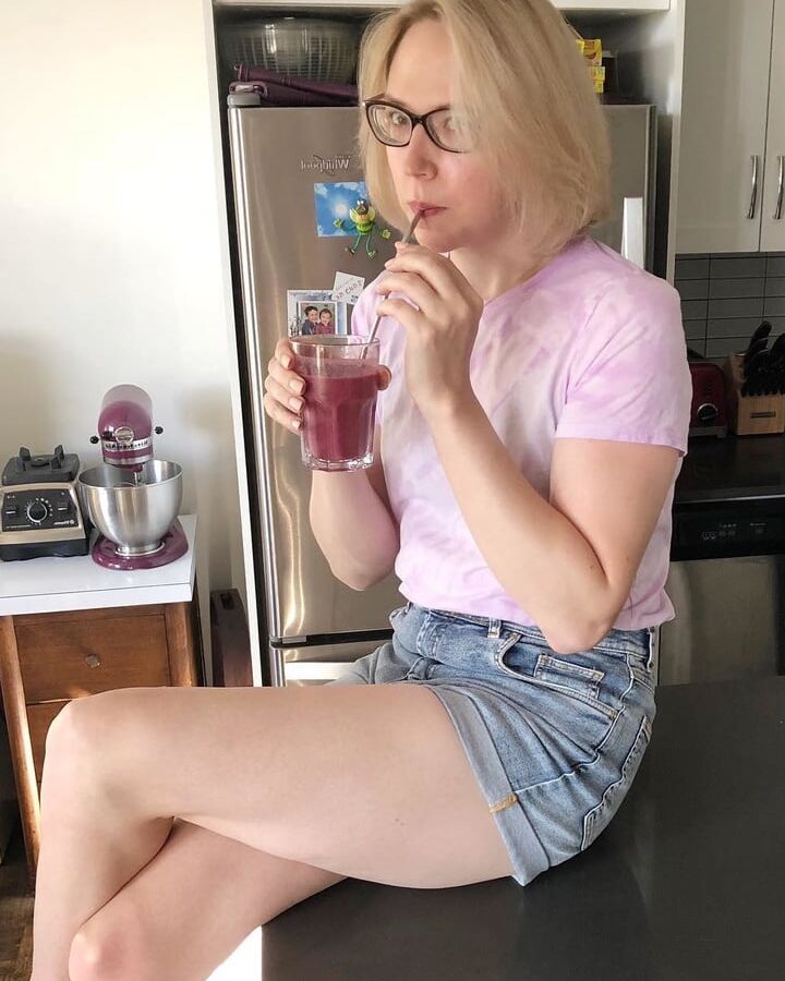 Amateur skinny