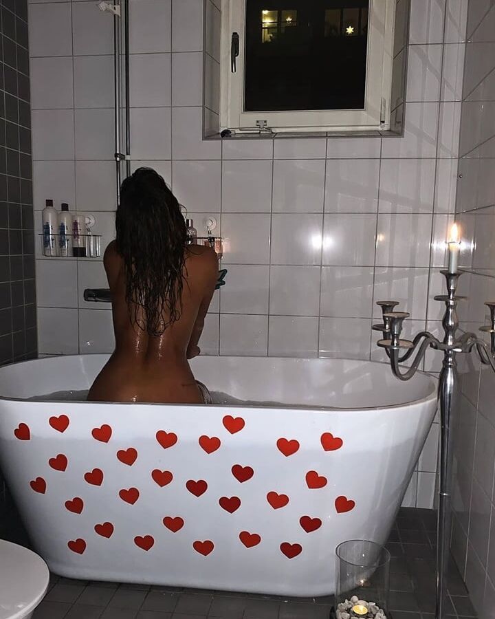 On Instagram- miichellelea
