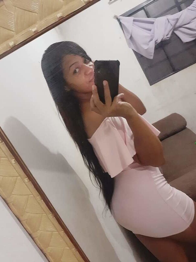 LAMANNY ROCHA - MORENA LINDA DO FACEBOOK