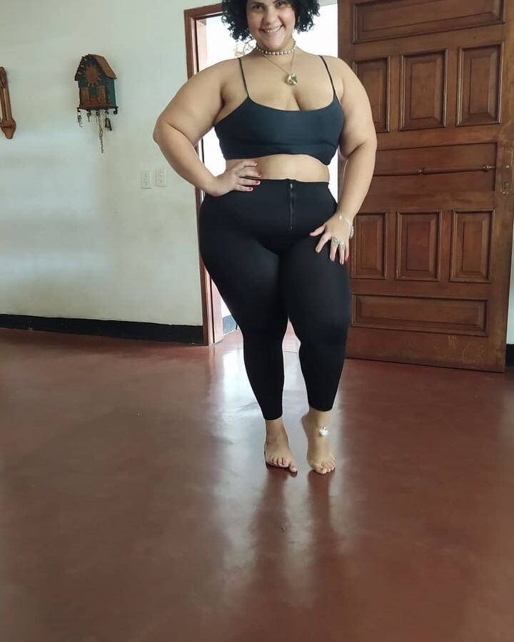 Amateur saggy face to cum