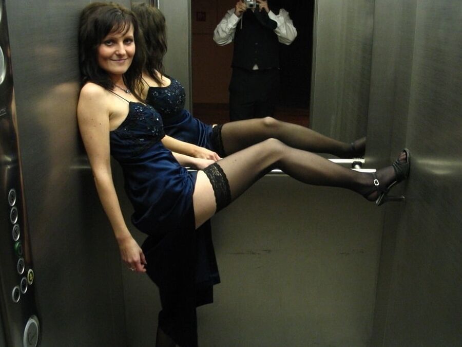MATURES DRESSED LIKE SLUT