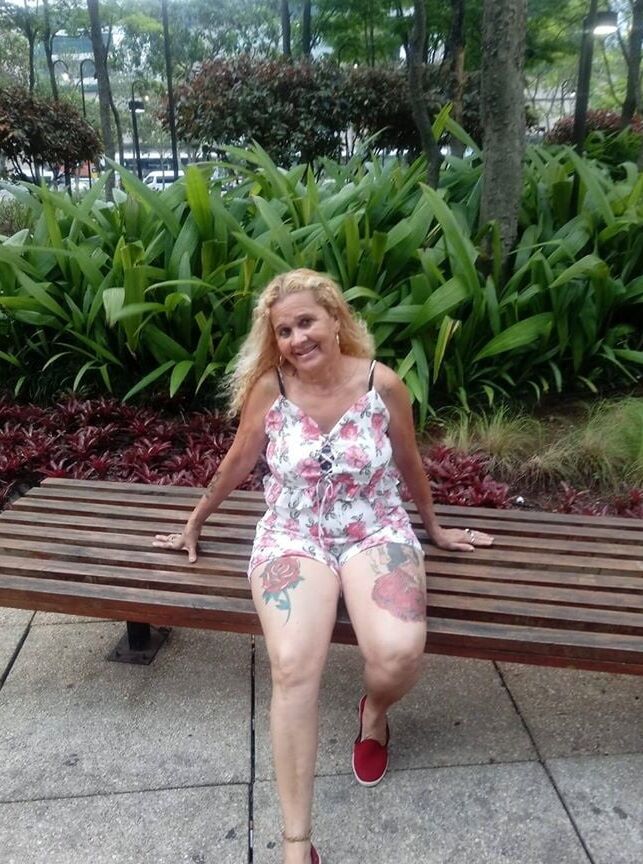 sonia mayer mature granny madura vagina grande