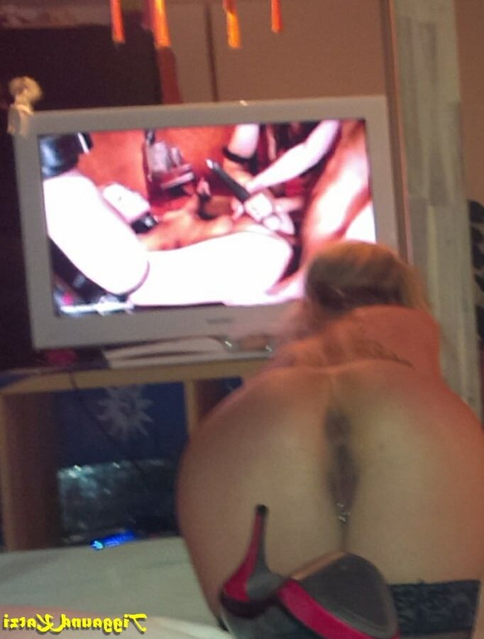 she watching porn