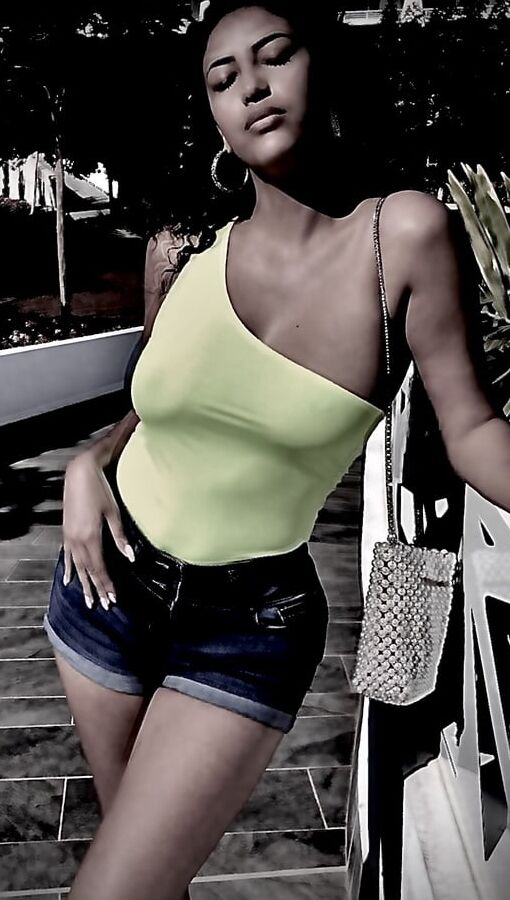 Sarah sexy marocaine