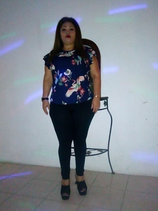UNA RICA MADURITA Y SU SABROSA AMIGA