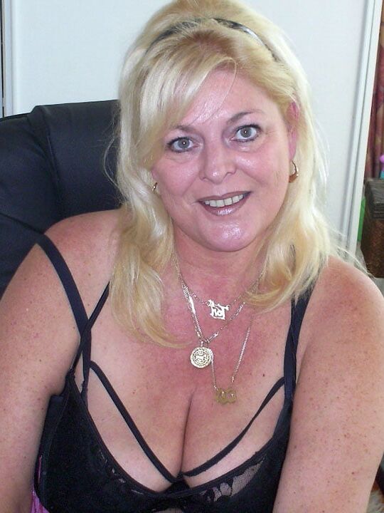 Mature - Lingerie