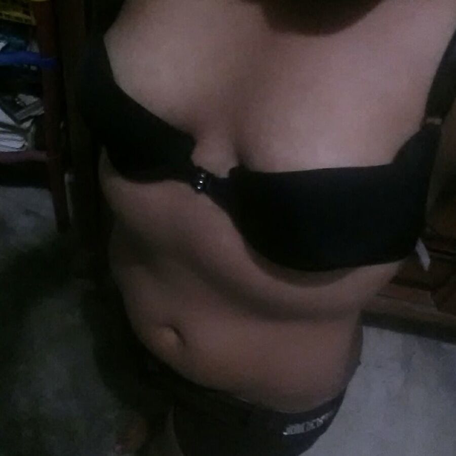 campechana gordita con buenos pechos, lindos pezones