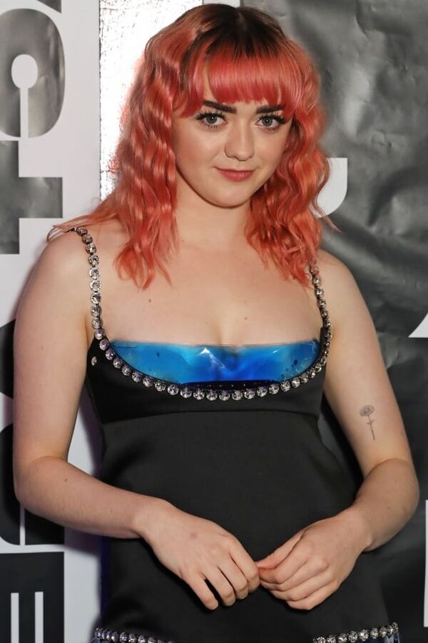 Sexy Maisie