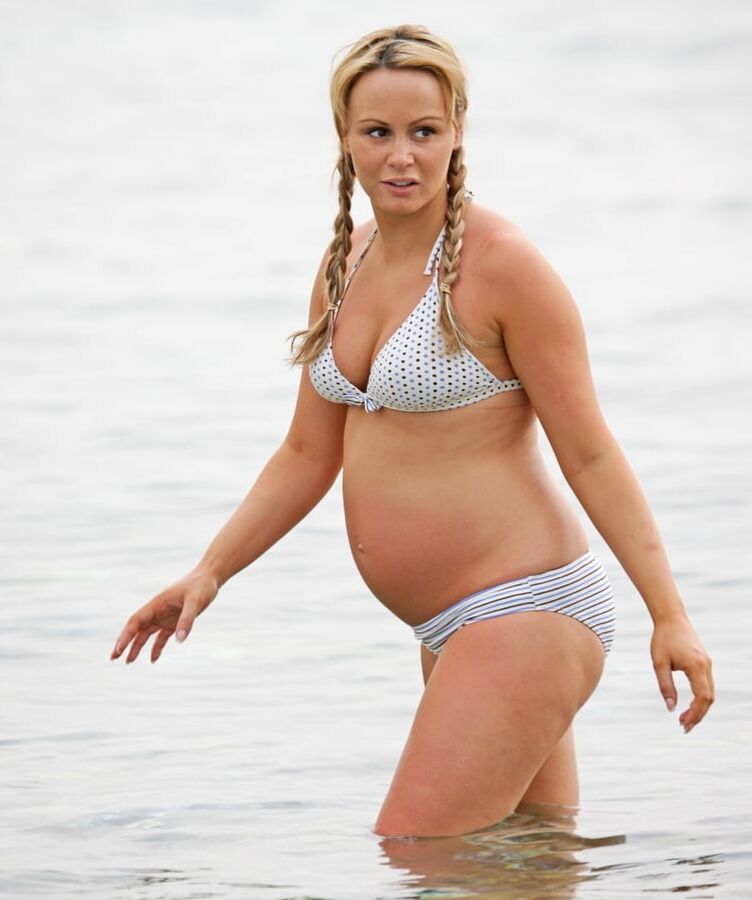 Celeb slag Chanelle Hayes Part : Skinny bimbo years