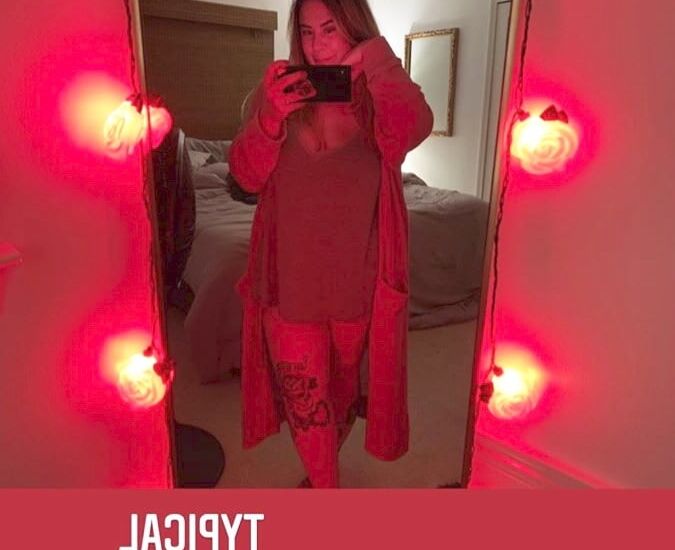 BIG BOOBS BABE