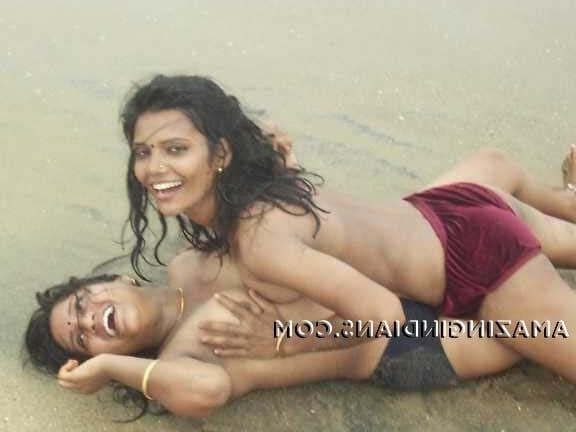 Amazing Indians - Anjali and Mayura Lesbians