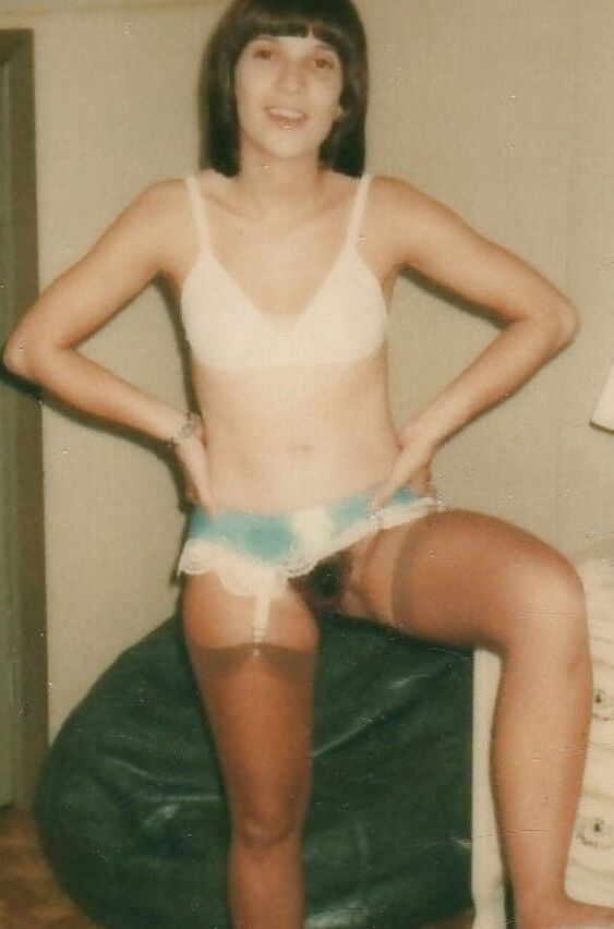 PRE DIGI CAMARA STOCKING SLUTS
