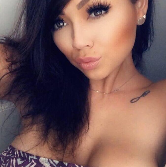 Eyes that make you Cum
