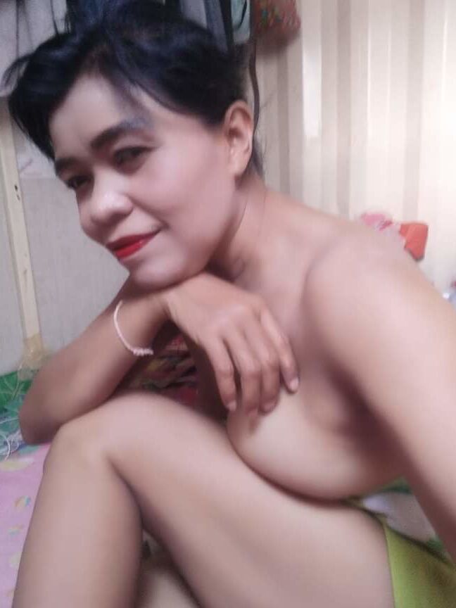 Thai girls at home