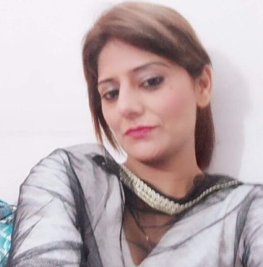 CUTE PAKI WIFE