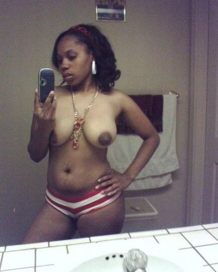 Ebony Selfies