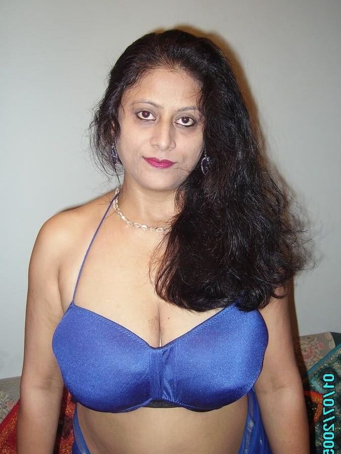 Arab milf