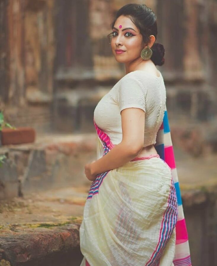sexy saree