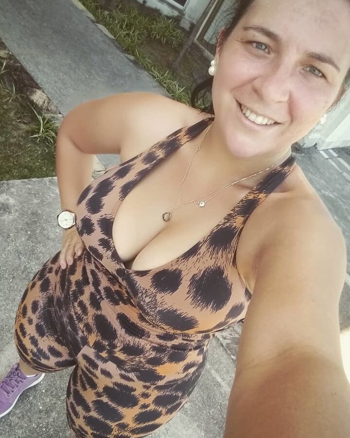 Gilfs Milfs Housewives extremly hot Mix