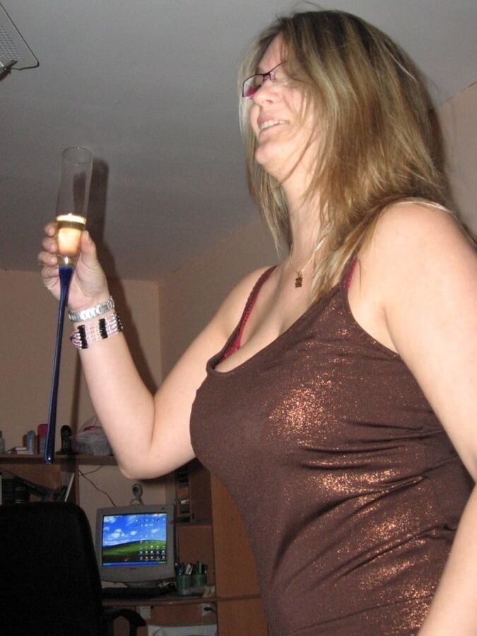 busty lesbian chubby enlarged top huge