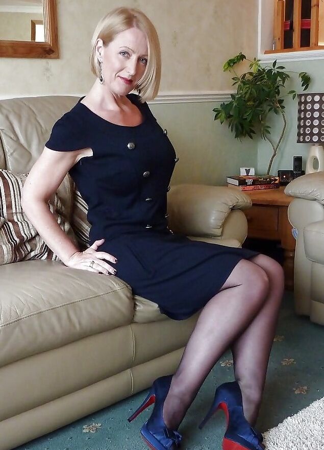 MiX: Women in lingerie high heels and nylon stockings IV