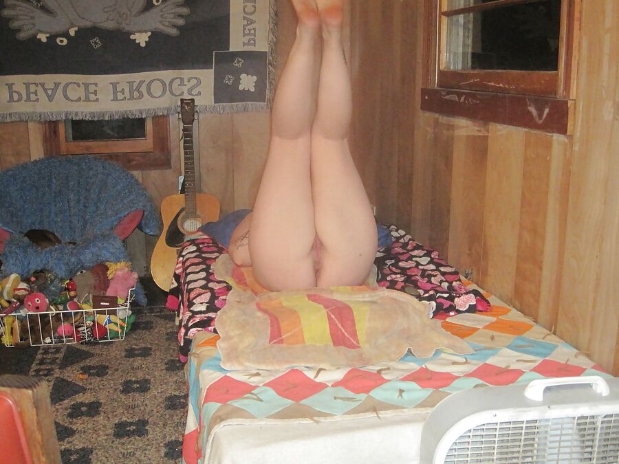 Je me branle avec ses pieds