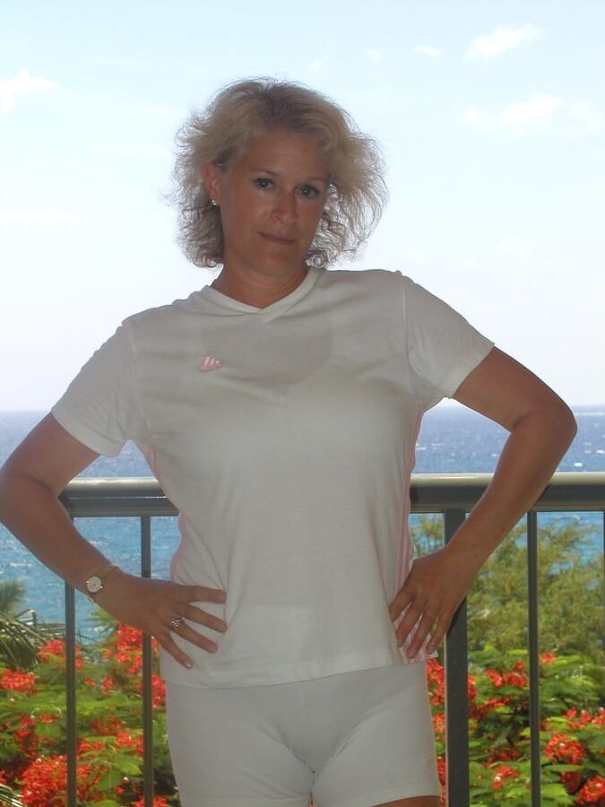 Milf,Gilf Cougar , Hot as hell