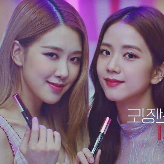 Jisoo and Park chae young