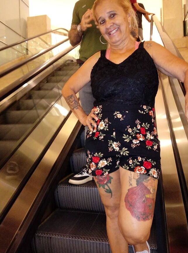 sonia mayer mature granny madura vagina grande