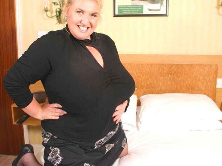 Samantha Jayne JJ