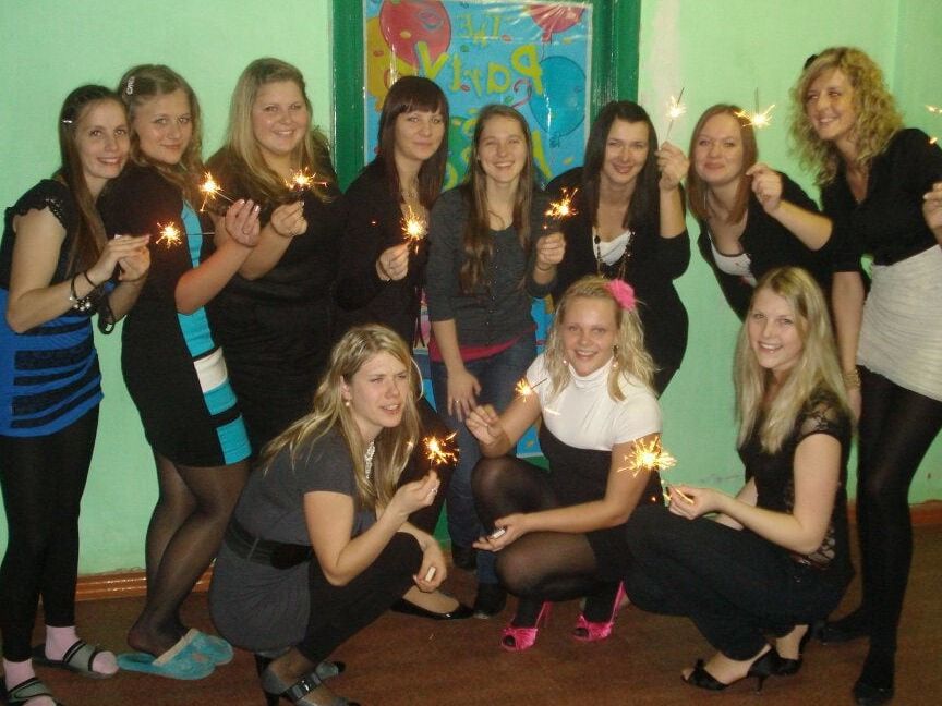 sexy females in tights pantyhose nylons