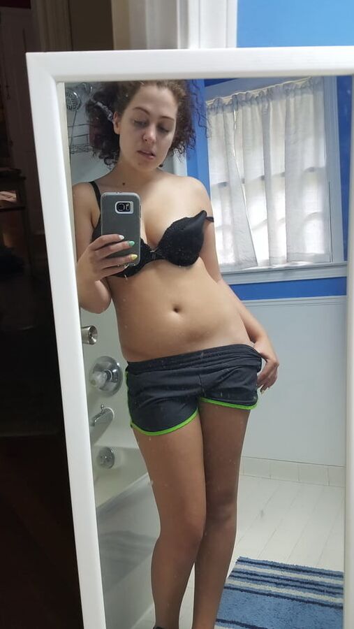 ThickFitTeaseF
