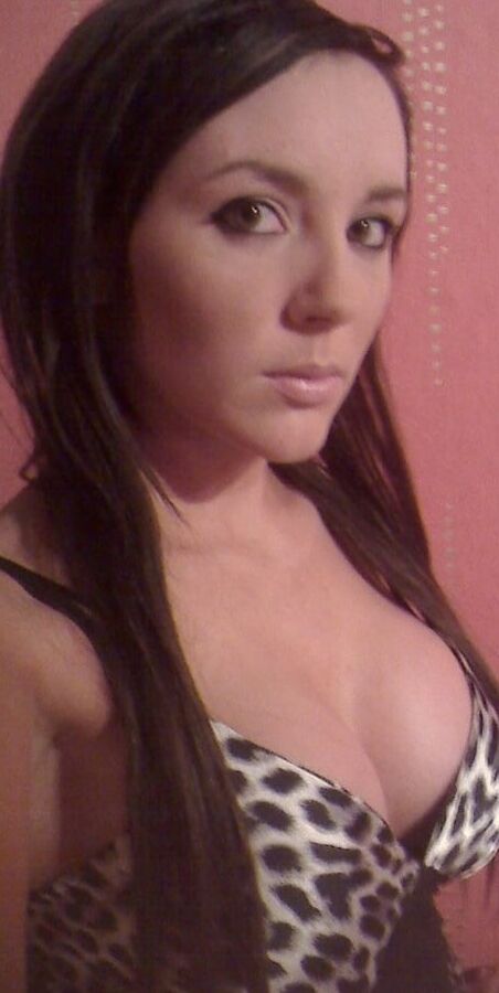 Cleavage Downblouse &amp; Nipple Peeks Collection Vol.