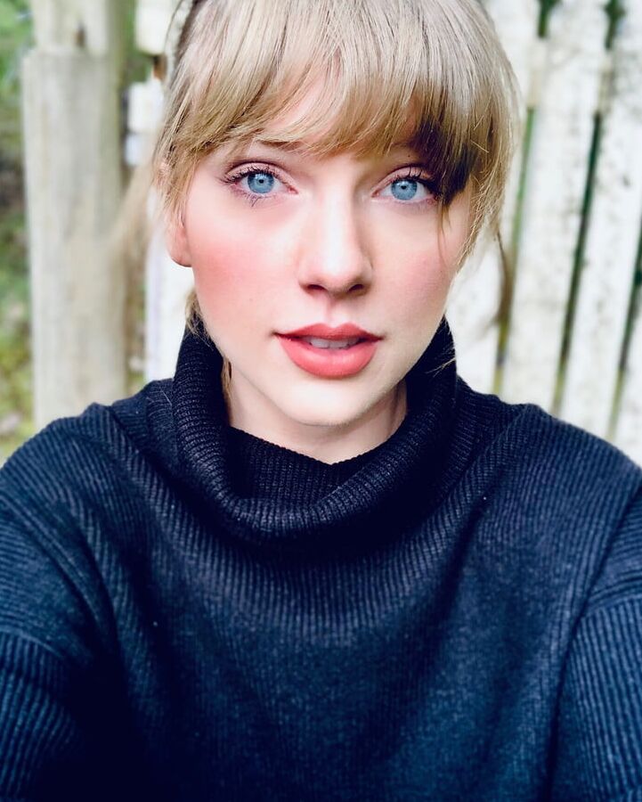 Taylor Swift - her perfect mouth