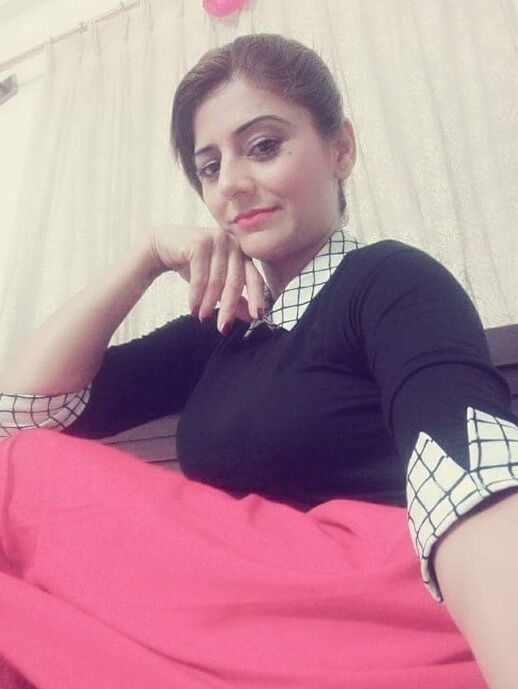 CUTE PAKI WIFE