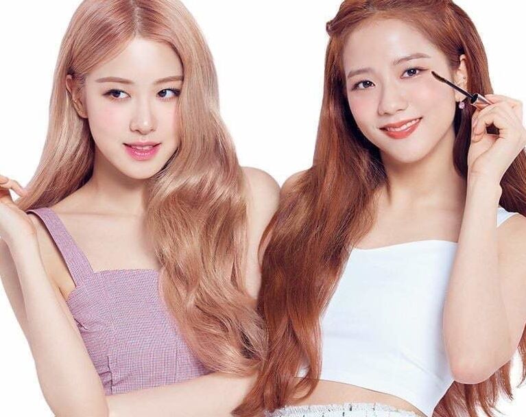 Jisoo and Park chae young