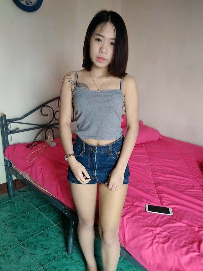 Prostitute selling pussy
