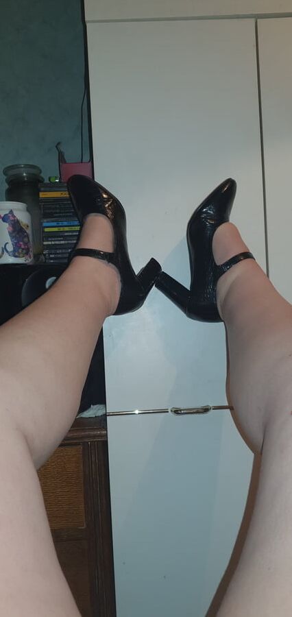 Shoes and feet