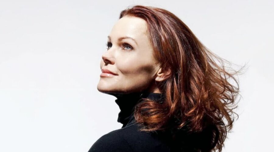 Celebrity Hot - Belinda Carlisle