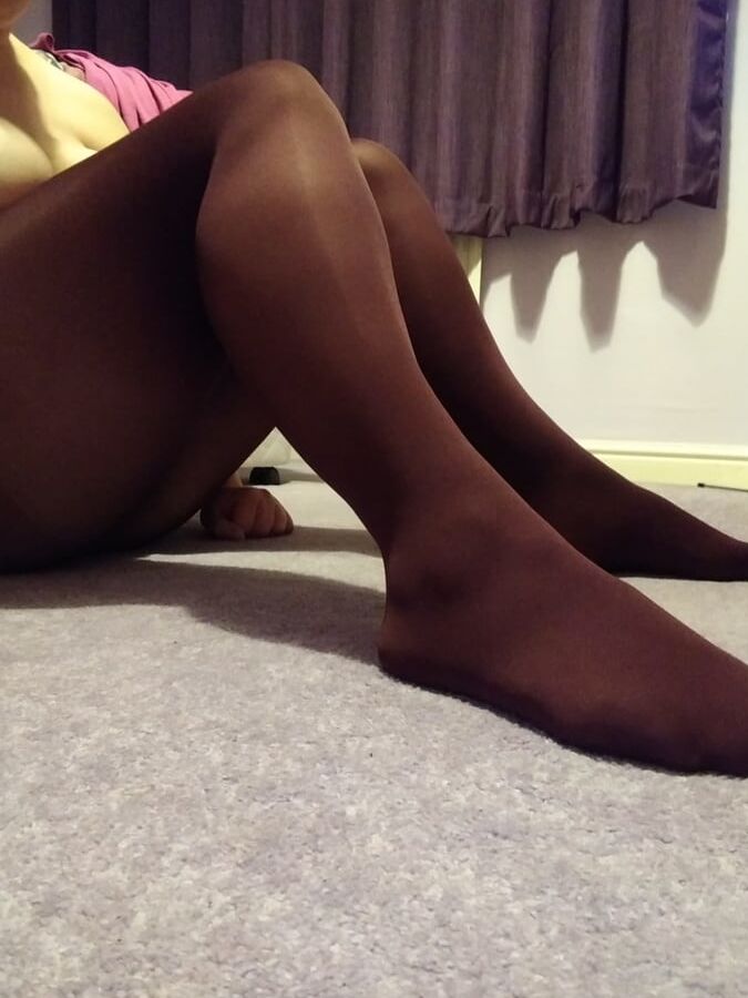 Pantyhose tights heels and boobs