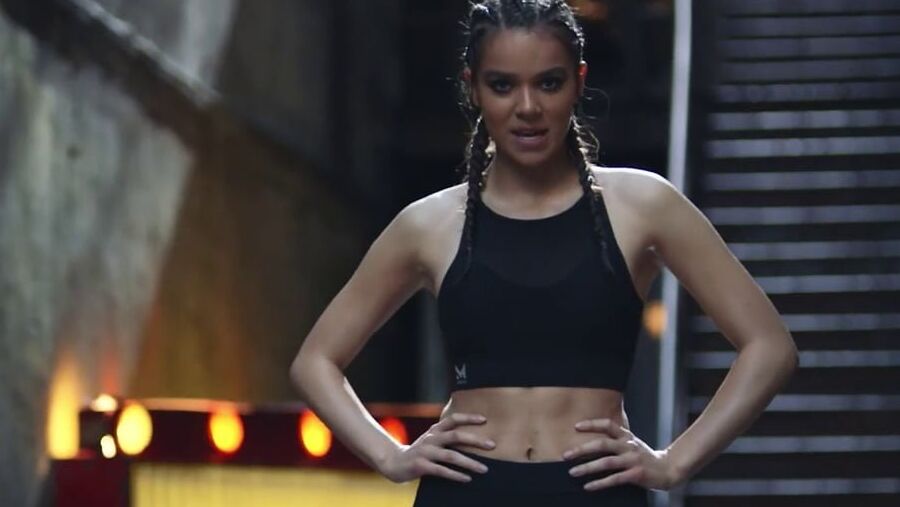 Hailee Steinfeld! cute woman!