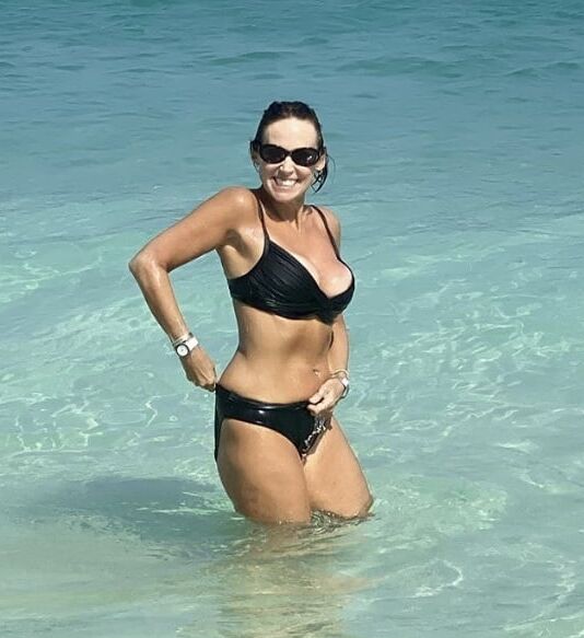 Sexy plus MILF, Mature Brunette NN