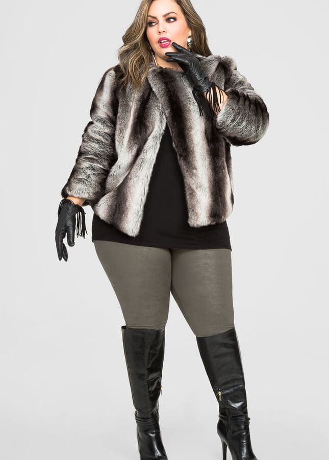 Milfs and Gilfs wearing boots no.