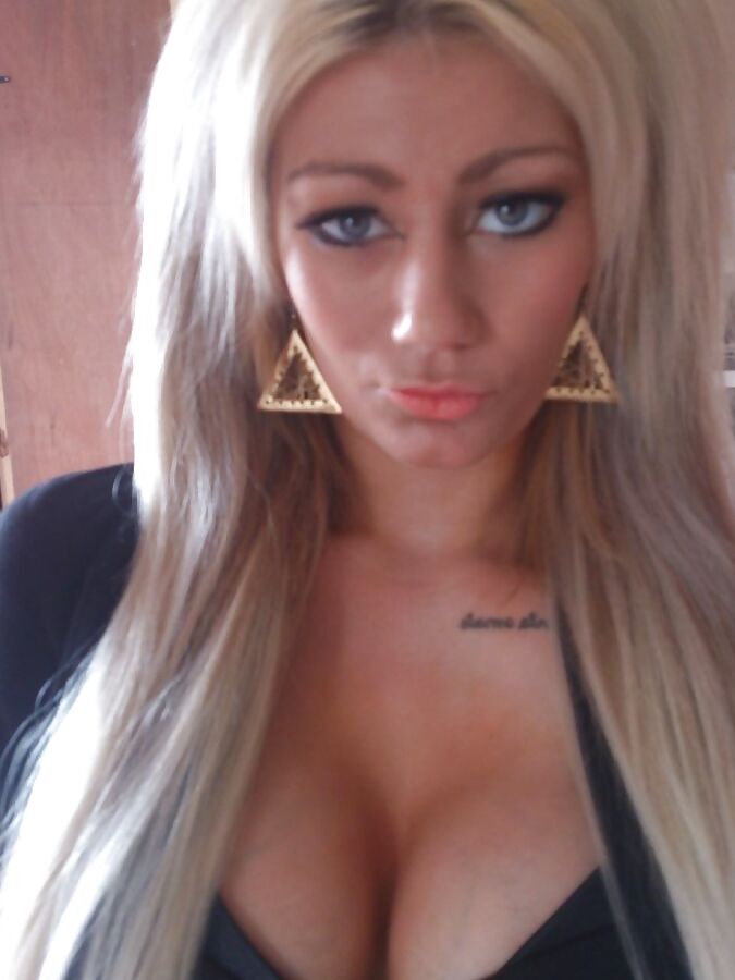 Hot milf solo selfies