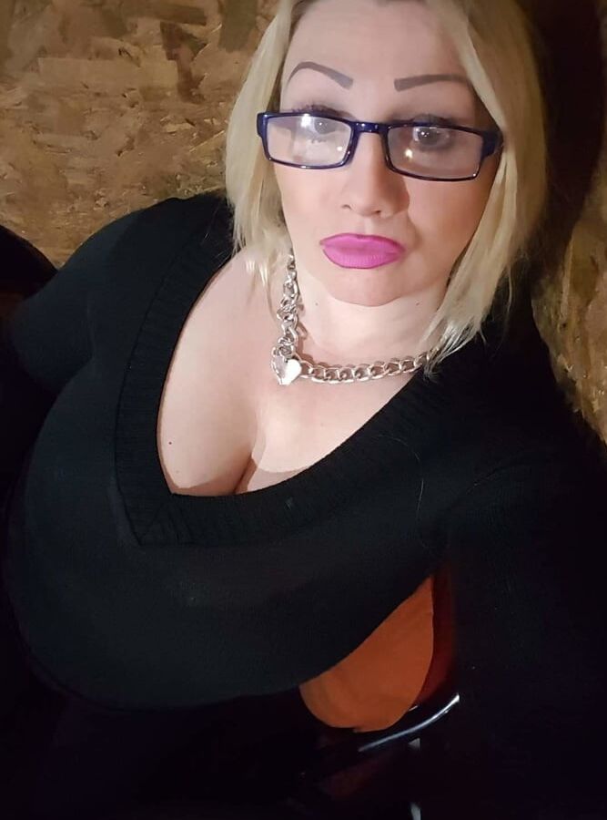 horny bbw slut